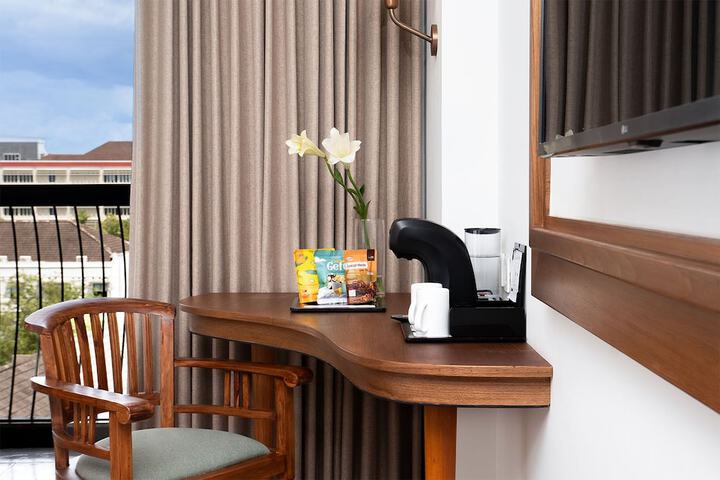Room amenity