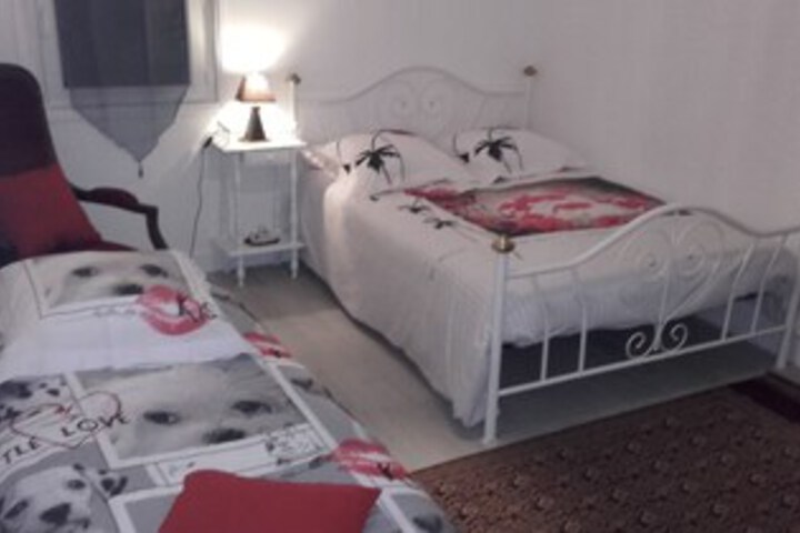 Room 8 of 8