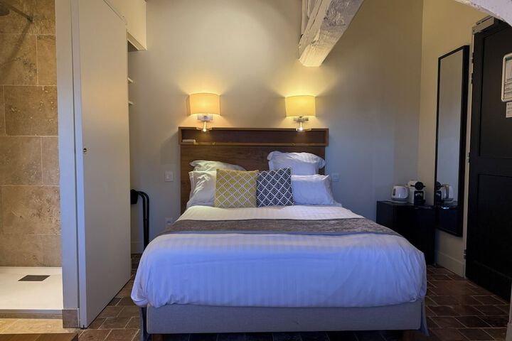 Room 38 of 110