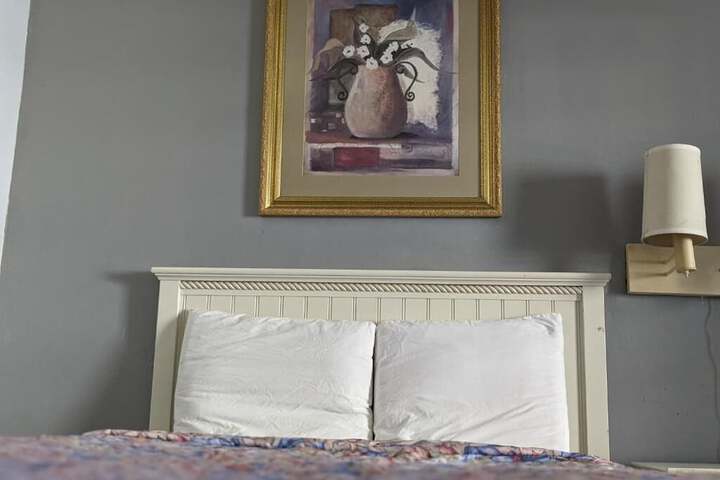 Room 8 of 21