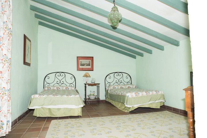 Room 8 of 45