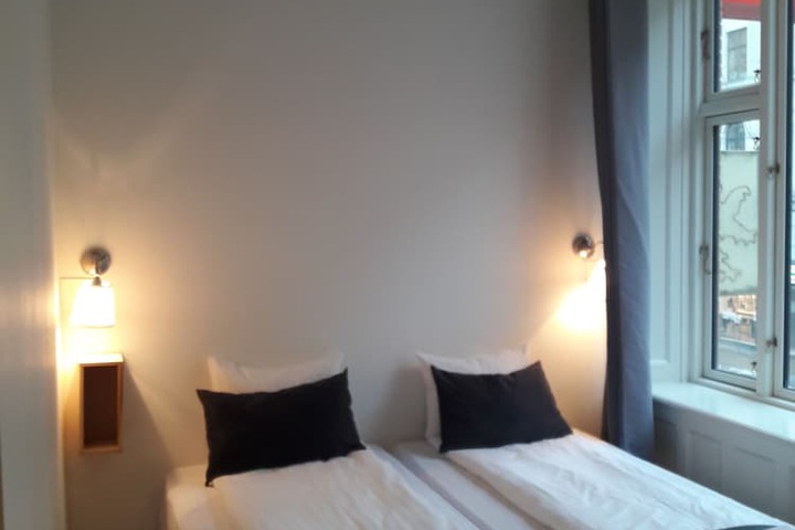 Room 14 of 56