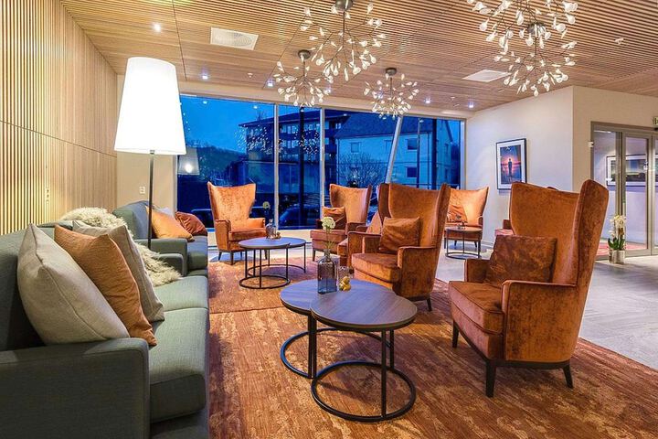 Hotel Lobby