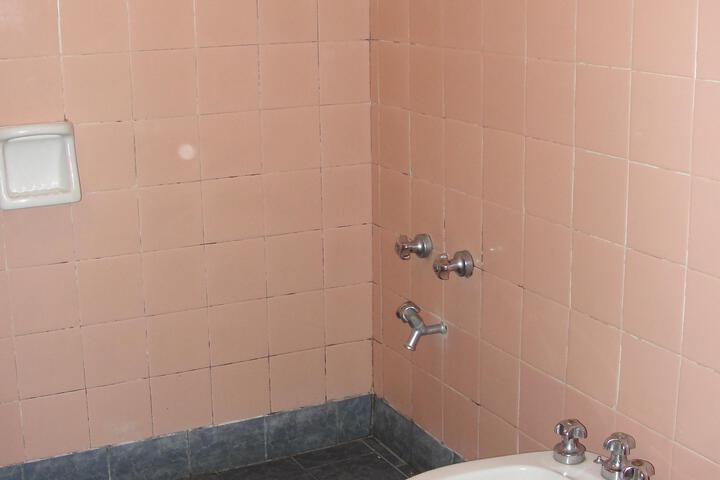 Room 5 of 15