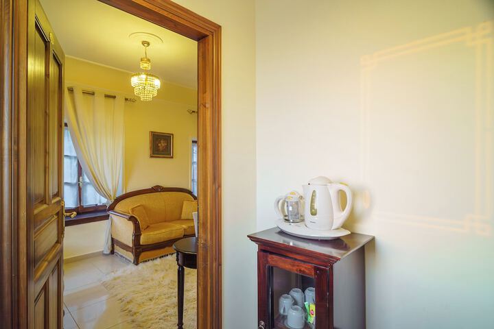 Room 15 of 97