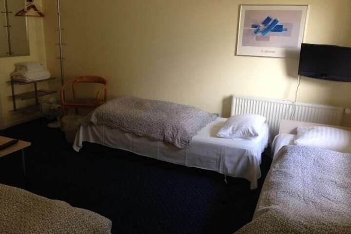 Room 4 of 46