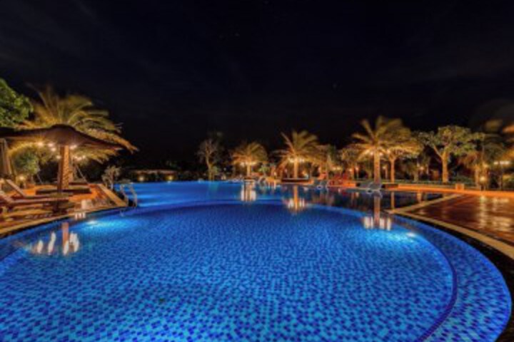 Pool 38 of 71