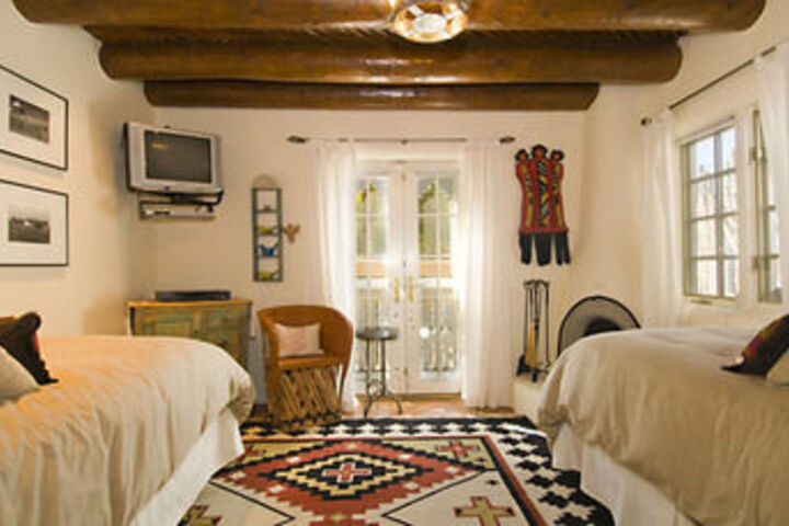 Exterior of Casa Archuleta