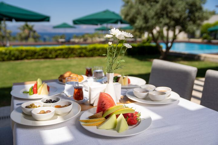 Breakfast/Coffee Service 79 of 99