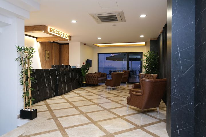 Hotel Interior 12 of 115
