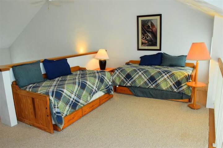 1 Bedroom Condo Villa Queen Bed Sofa (125 of 252)