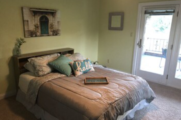 Room 30 of 38