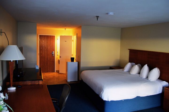 Room 25 of 58