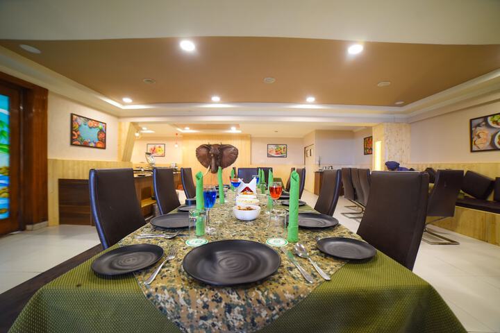 Dining 67 of 102