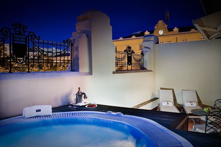 Relaxing Spa
