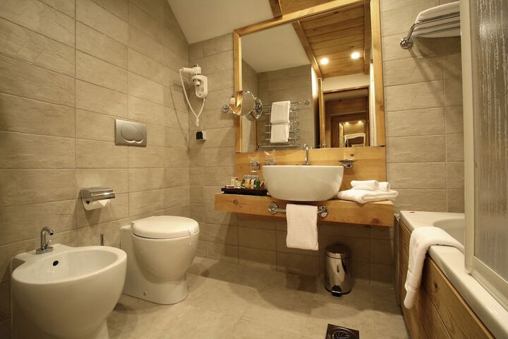 Room 20 of 53