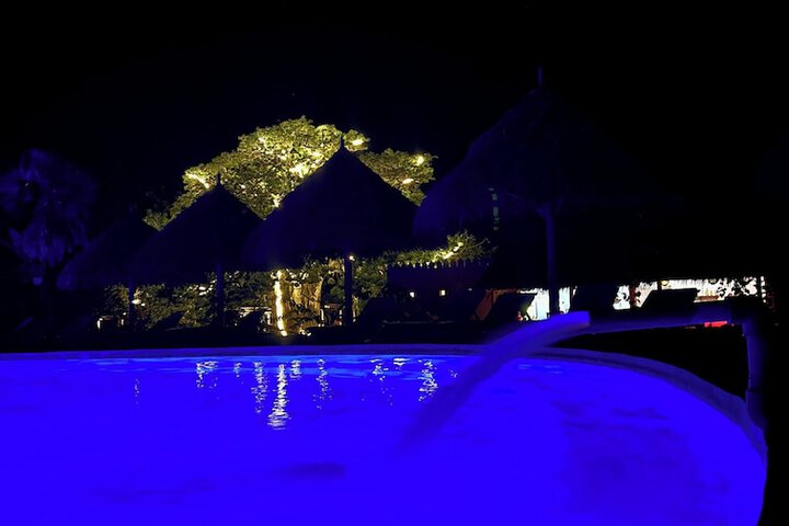 Pool 13 of 27