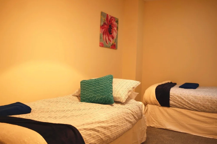 Room 3 of 11
