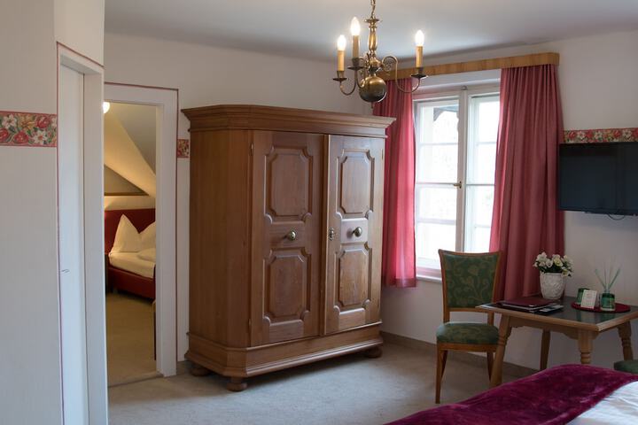 Room 58 of 155