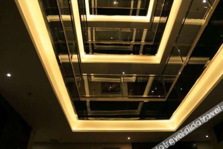 Hotel Interior 20 of 33