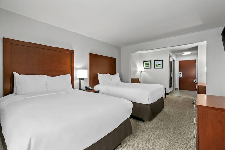 Room 40 of 77