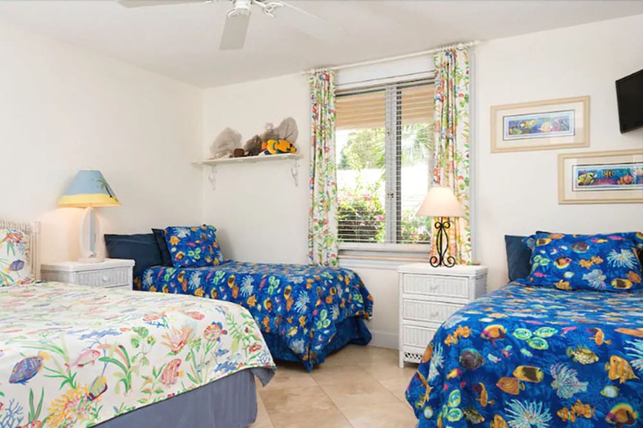 Room 4 of 61