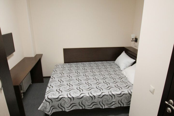 Room 19 of 51
