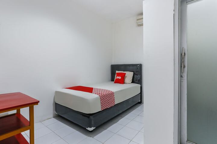 Room 21 of 29