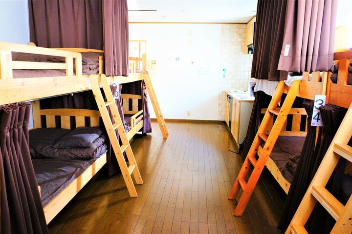 Room 18 of 57