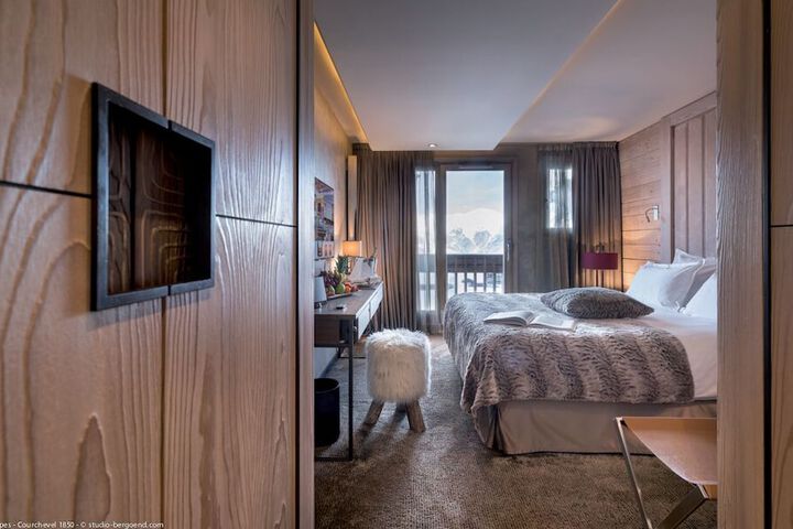 Room 26 of 186