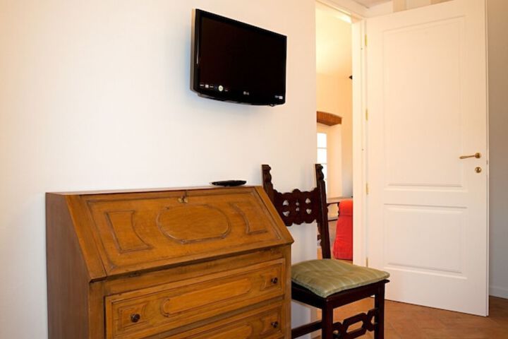 Room 15 of 26