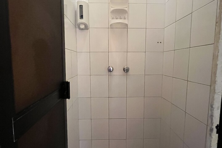 Room 54 of 71