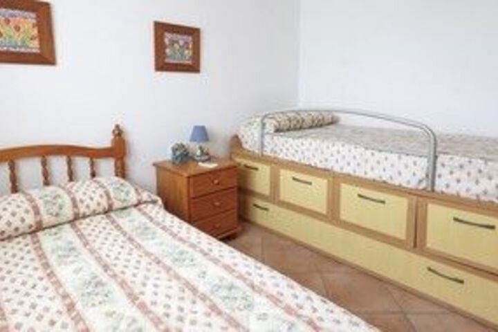 Room 4 of 5
