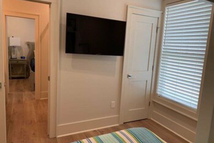 Room 35 of 51