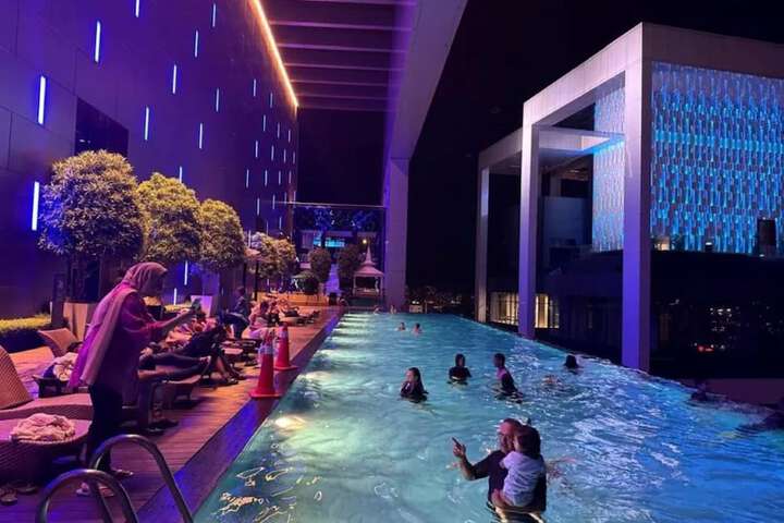 Pool 31 of 50