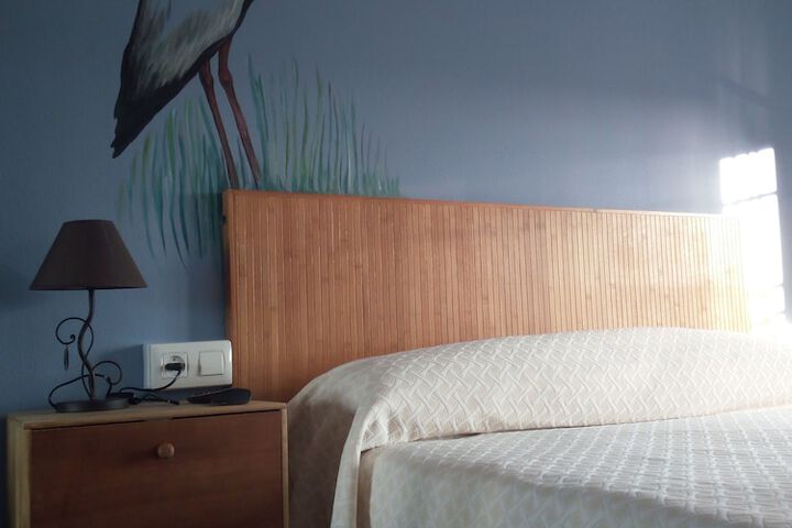 Room 4 of 8