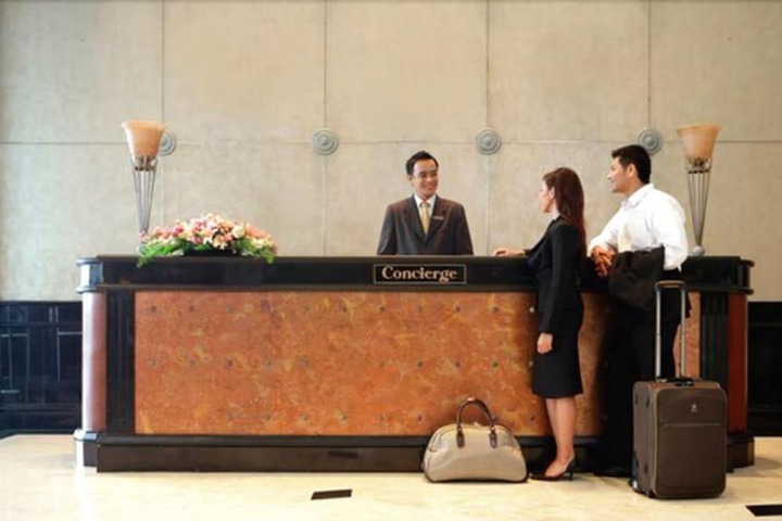 Concierge desk