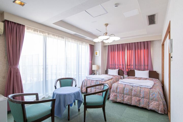 Room 26 of 287
