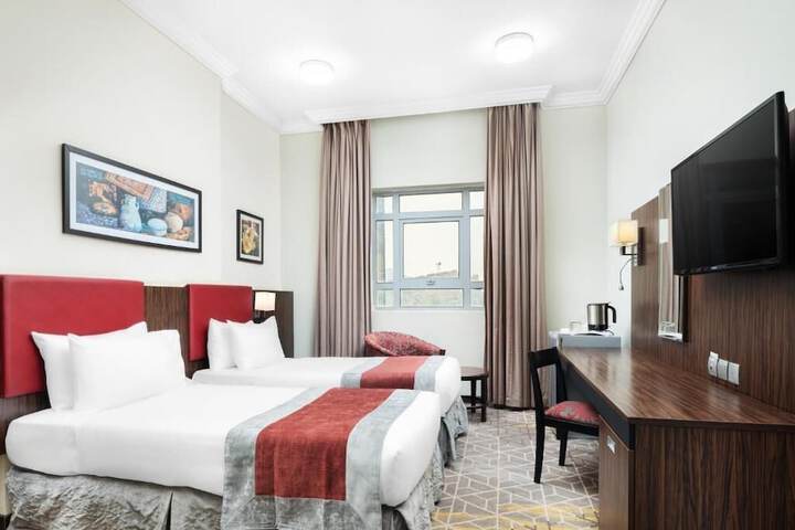 Room 5 of 44