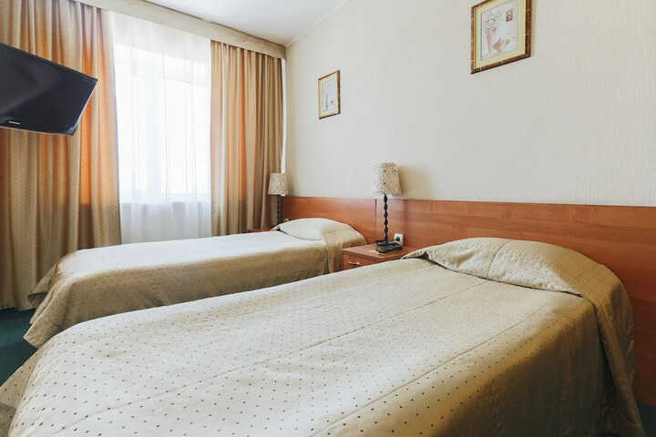 Room 7 of 88