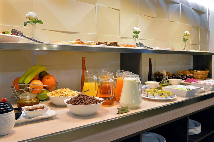 Dining 50 of 60