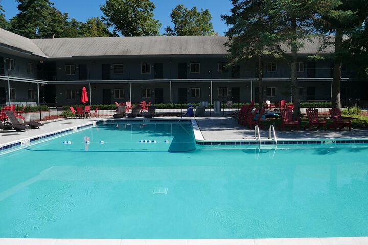 Pool 34 of 85