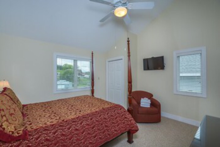 Room 36 of 37