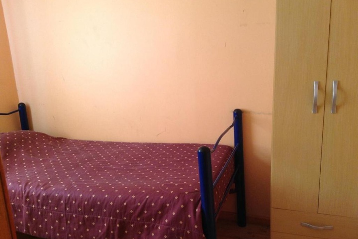 Room 3 of 12