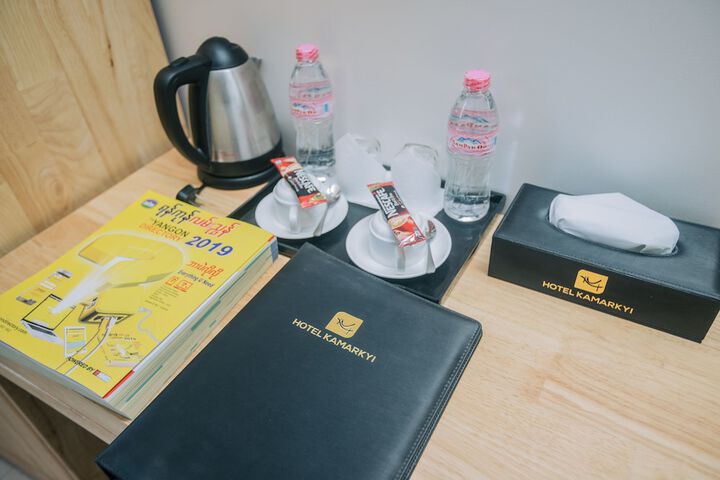 Breakfast/Coffee Service 17 of 42