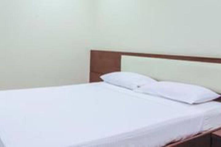 Room 28 of 47