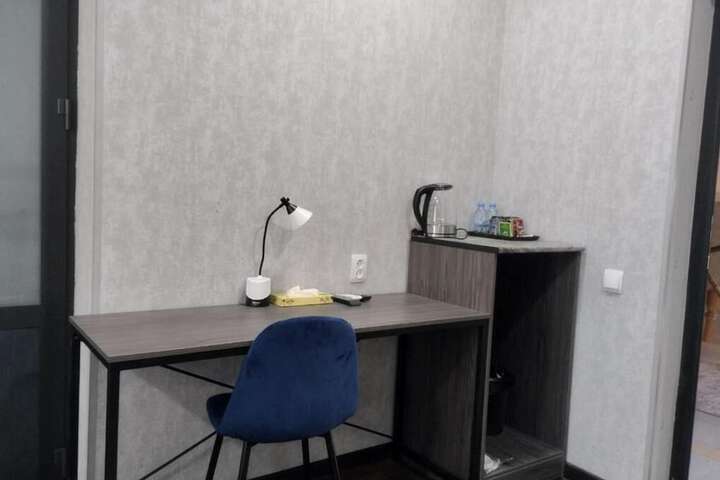 Room 8 of 22