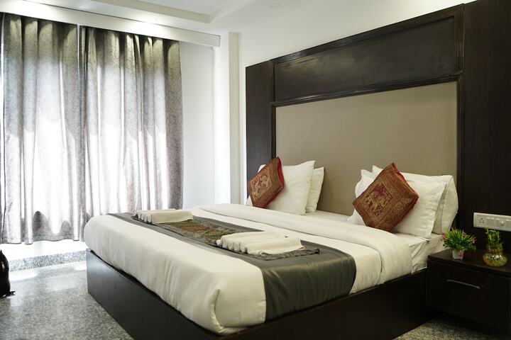 Room 3 of 14