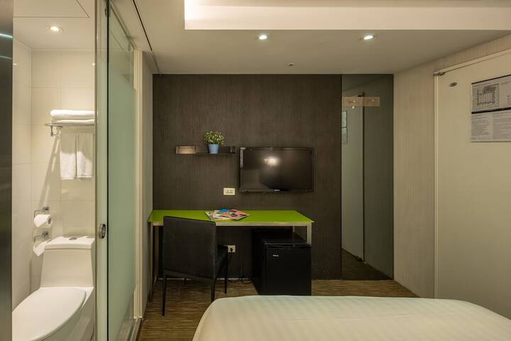 Room 59 of 79