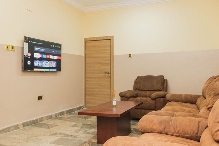 Room 11 of 22
